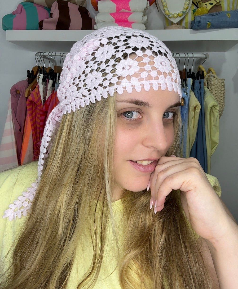 Pañuelo crochet rosa
