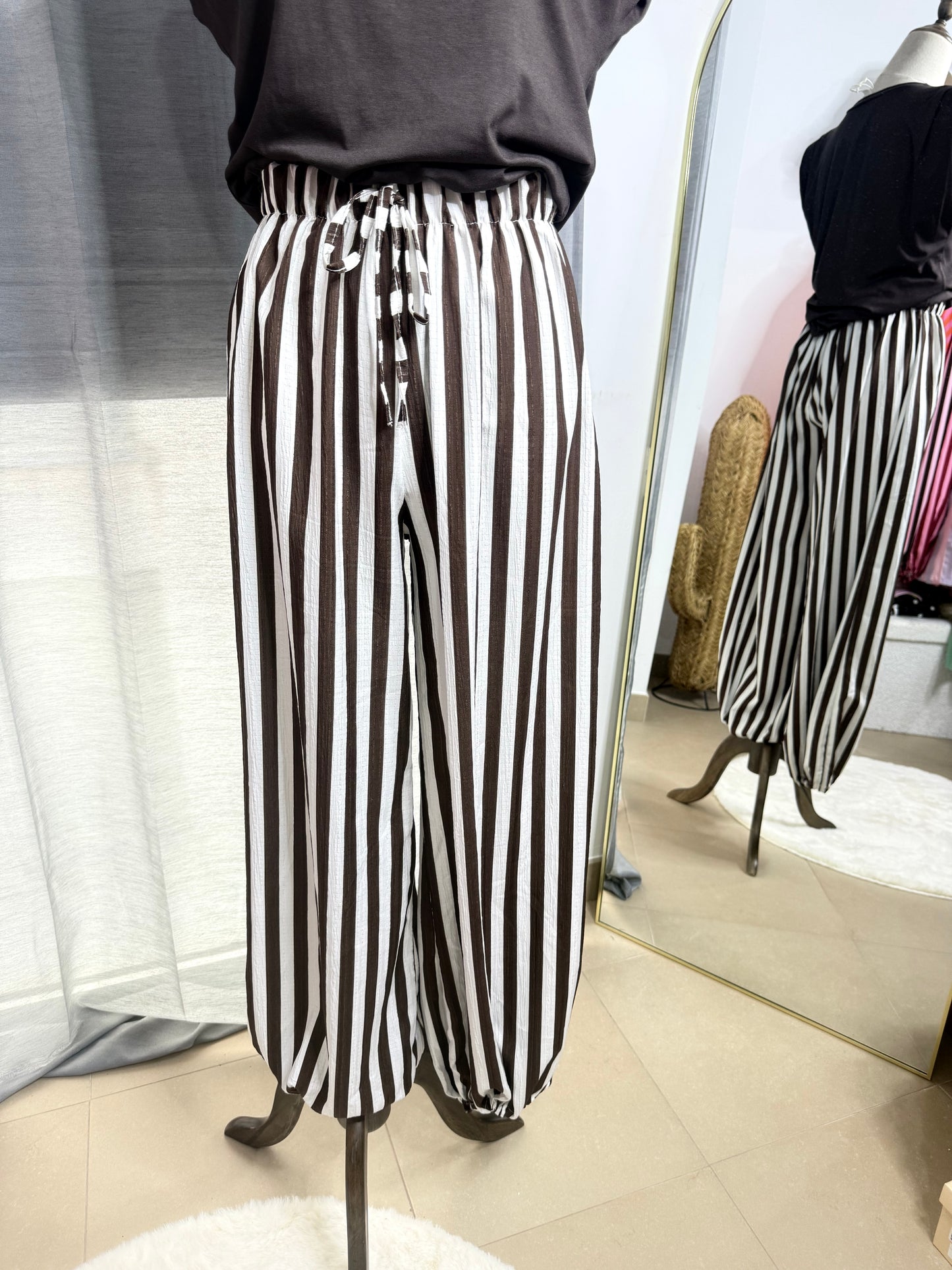 Pantalón safari choco goma