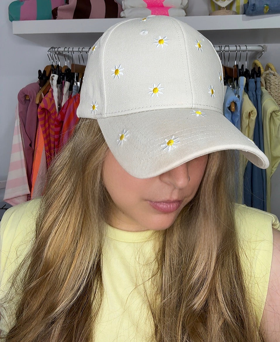 Gorra margaritas beige