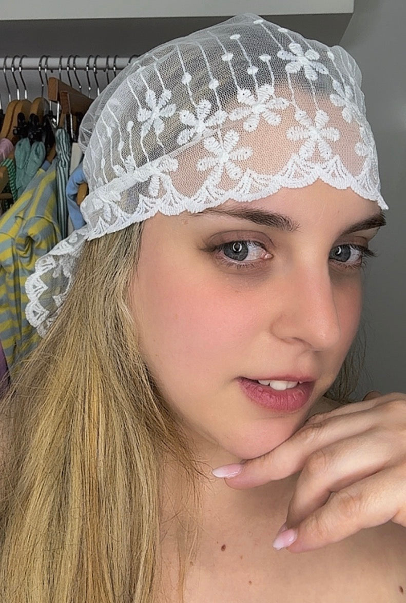 Pañuelo encaje blanco 5