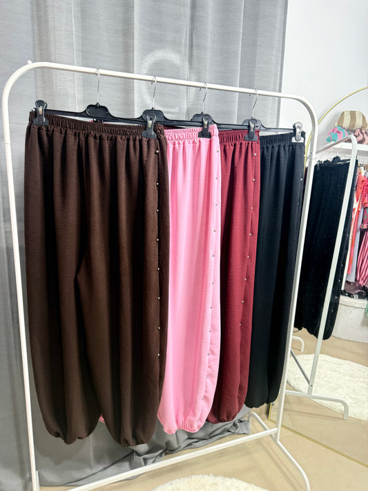 Pantalón Aladin tachuelas