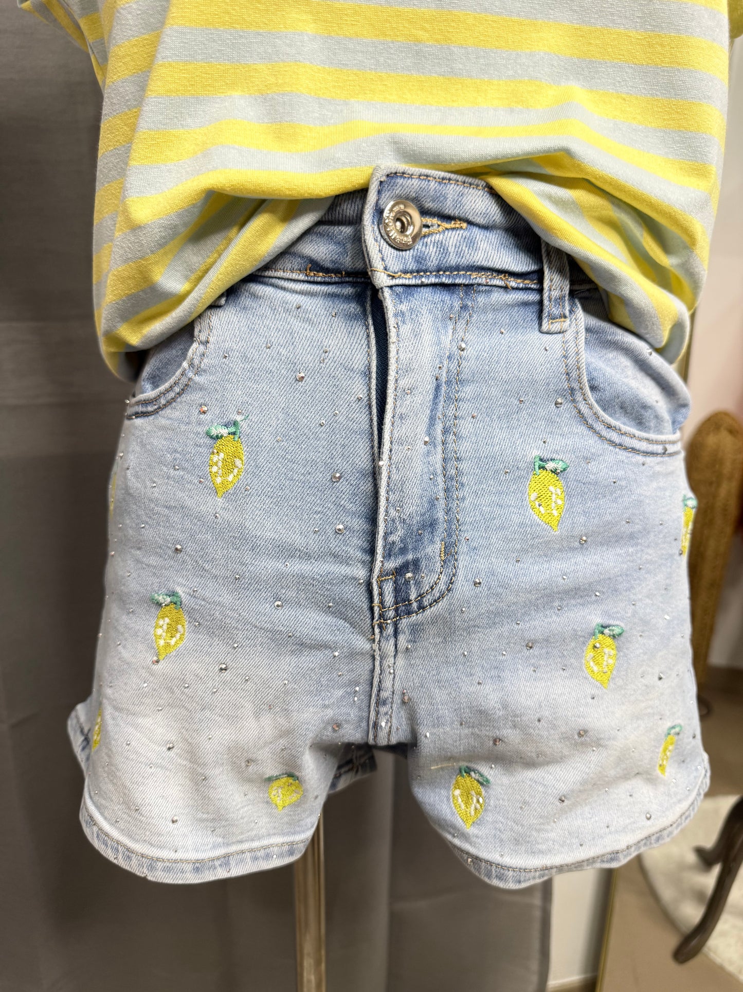Short limones
